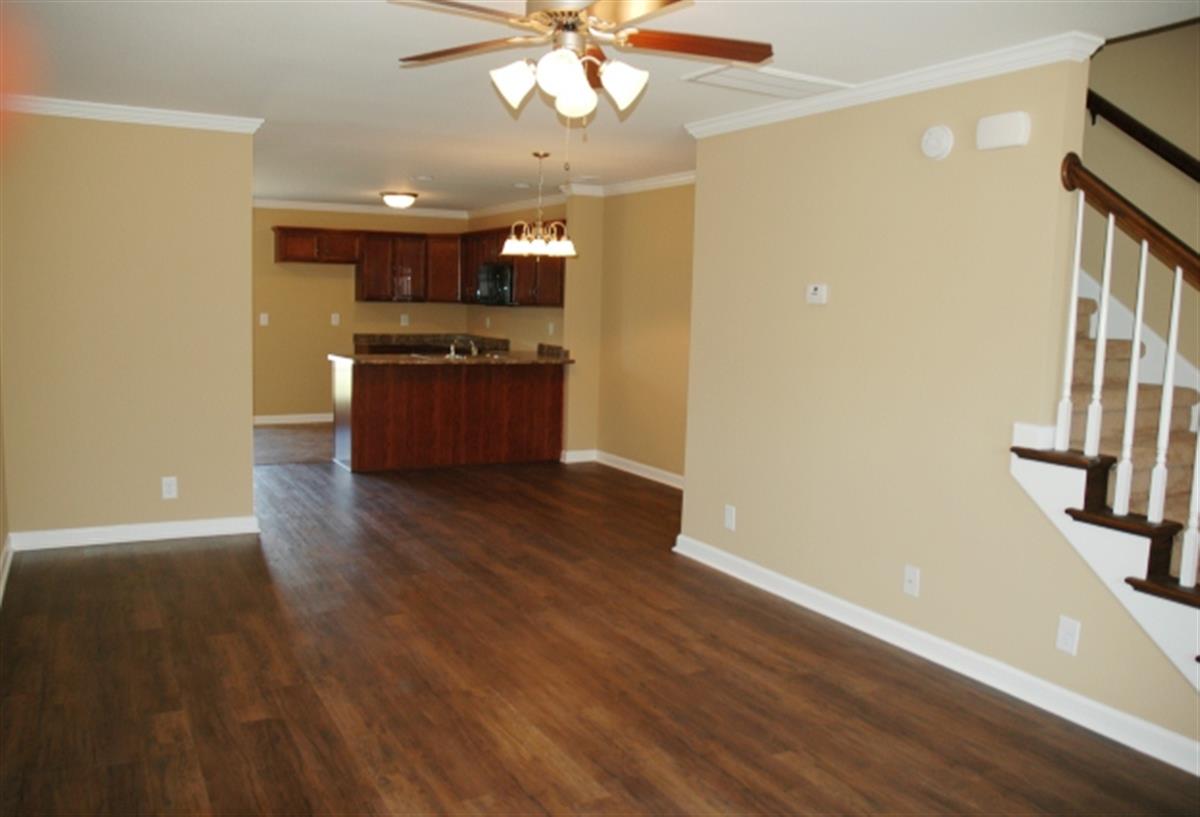 Governor's Crossing Condos Apartment in Clarksville, TN