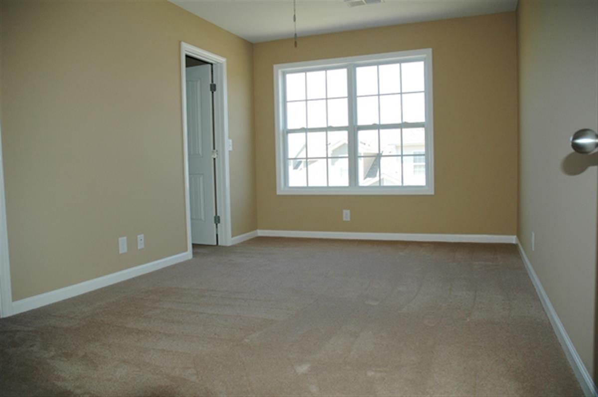 Governor's Crossing Condos Apartment in Clarksville, TN