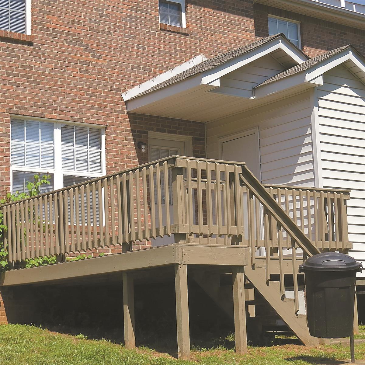 Peachers Mill Court Townhomes Apartment in Clarksville TN