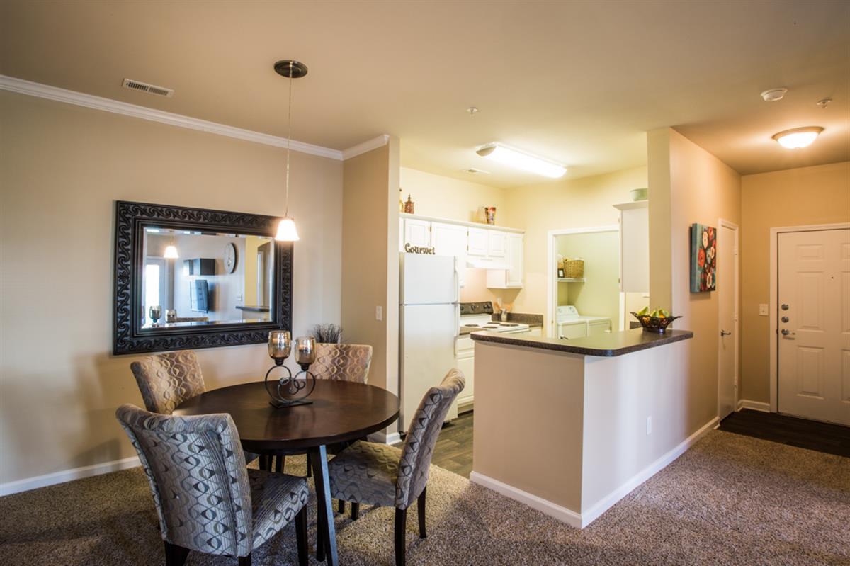 Waterford Landings Apartment in Clarksville, TN