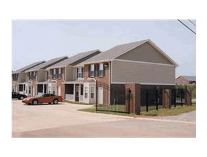 Gateway Village Townhomes & Apartments